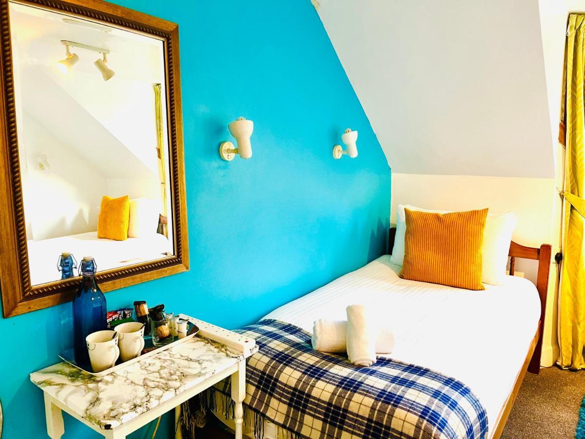 Rowantreebank Bed And Breakfast Arrochar Eksteriør bilde